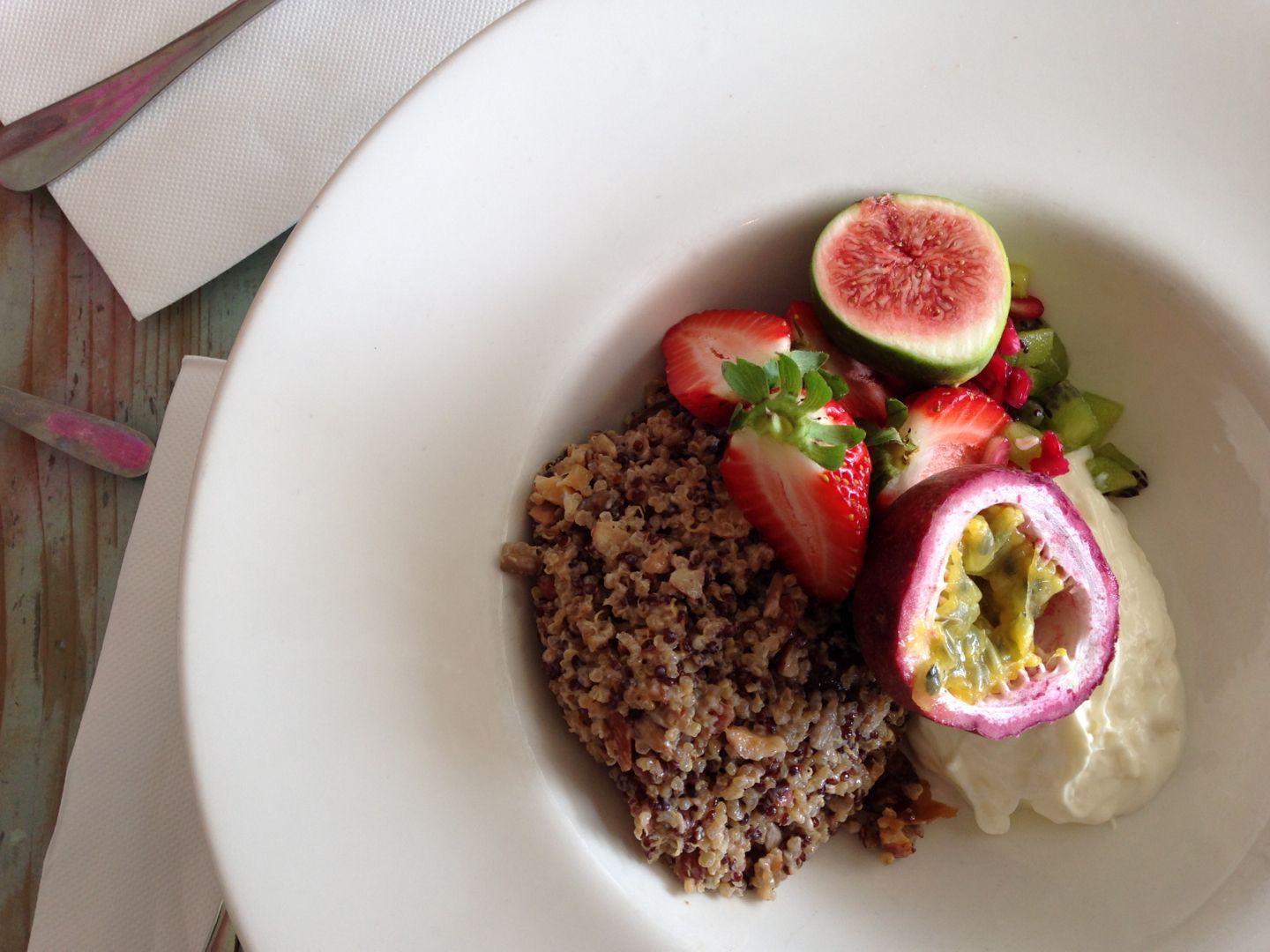 Quinoa bircher with dates and walnuts - Nourish